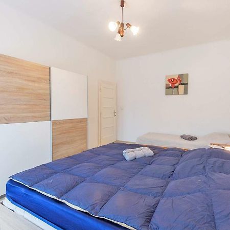 Apartment Nicol Pula Luaran gambar